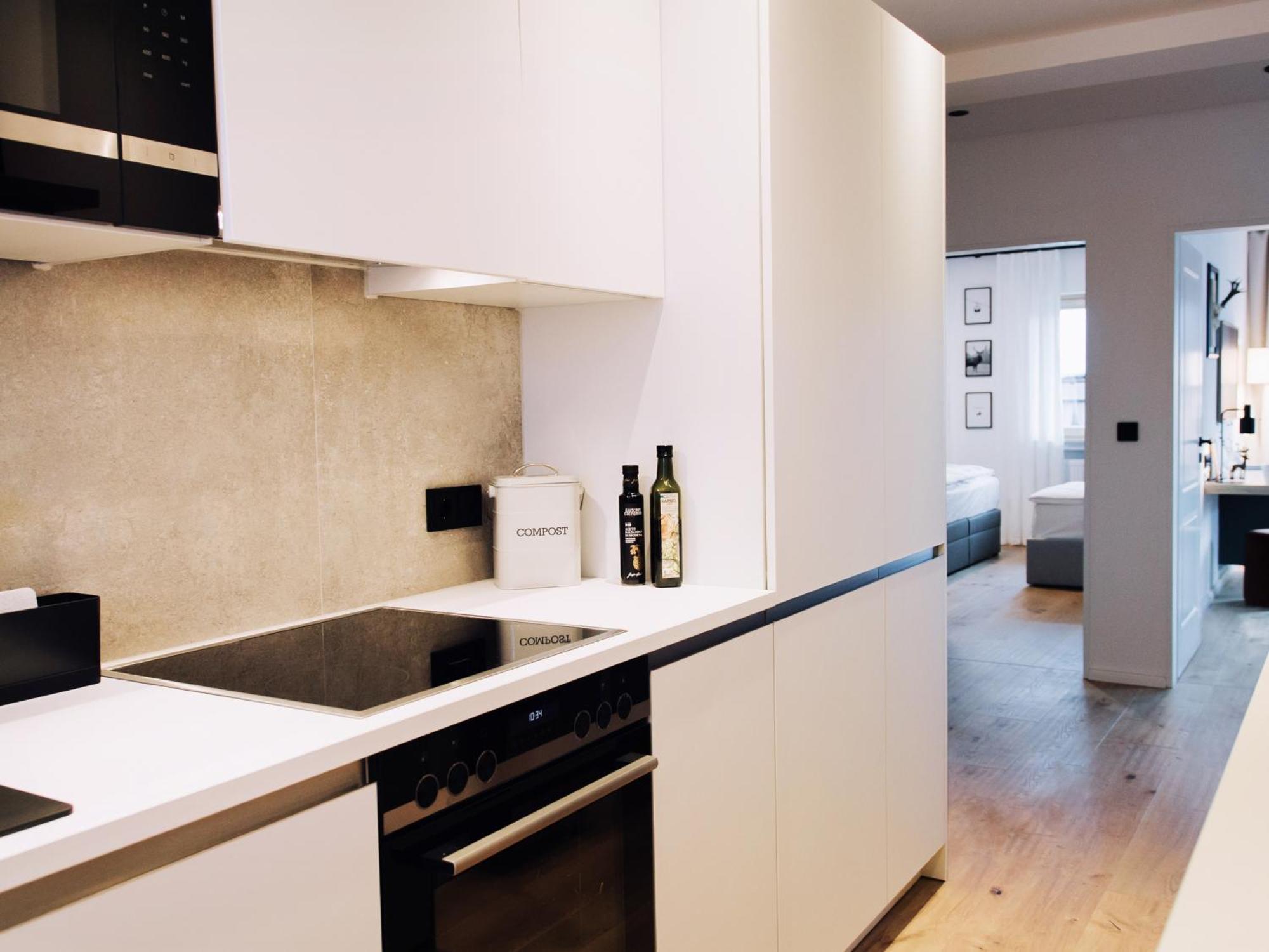 Die Karwendelsuite - 5 Sterne Fewo Mit Bestem Bergblick, Zentrumsnah & Ruhig Gelegen, Familienfreundlich Mittenwald Eksteriør bilde